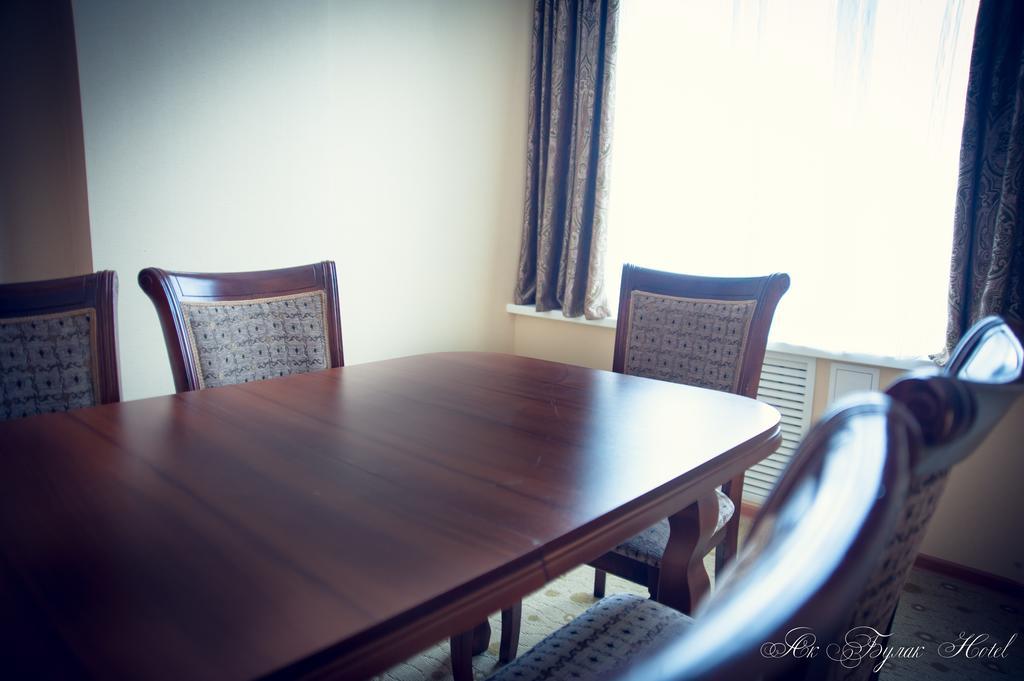 Akbulak Hotel Astana Room photo